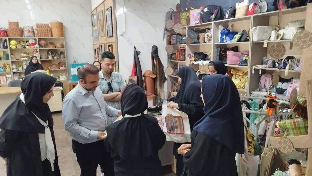 بازدید هیئت اعزامی بنیاد فاتح از ظرفیت‌های مهارتی و فروشگاهی مرکز شهیدان رهبری کرج
