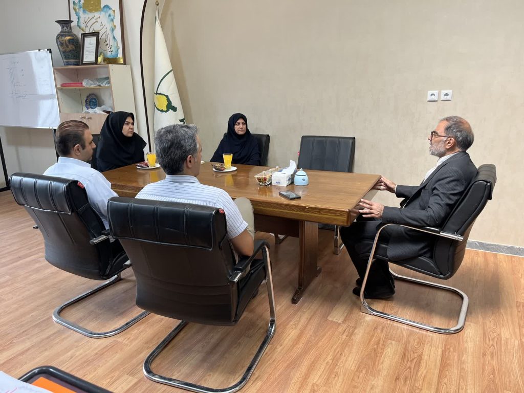 تقدیر مسئولان بهزیستی کرج از اقدامات عام‌المنفعه بنیاد فاتح